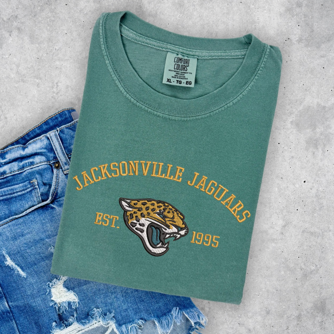 Classic Jaguar Embroidered T-Shirt